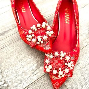 Red Chinese cheongsam wedding chunk heel shoe
